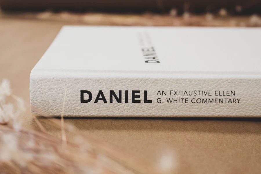Oklahoma Academy Publishing-Daniel + Revelation, An Exhaustive Ellen G. White Commentary, Englisch_2542273_4 Oklahoma Academy Publishing-Daniel + Revelation, An Exhaustive Ellen G. White Commentary, Englisch_2542273_